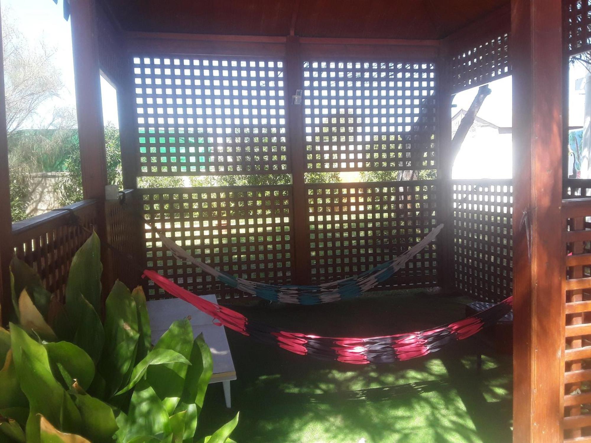 En Finca Las Dunas Dos Chalets Con Jacuzzis En Primera Linea De Playa , Uno De 4 Dormitorios Y Otro De 2 Dormitorios, Llama Al Seiscientos Veintisiete Cuatrocientos Diecisiete Trescientos Noventa Y Ocho 로타 외부 사진