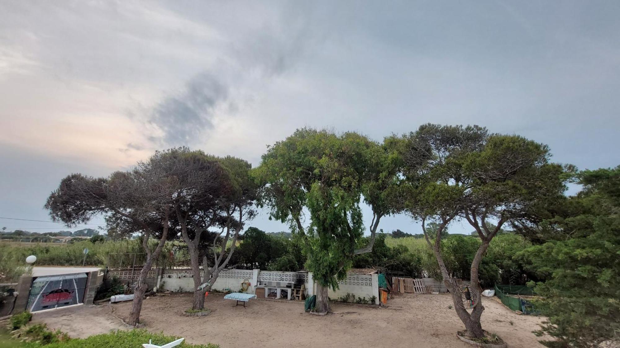 En Finca Las Dunas Dos Chalets Con Jacuzzis En Primera Linea De Playa , Uno De 4 Dormitorios Y Otro De 2 Dormitorios, Llama Al Seiscientos Veintisiete Cuatrocientos Diecisiete Trescientos Noventa Y Ocho 로타 외부 사진